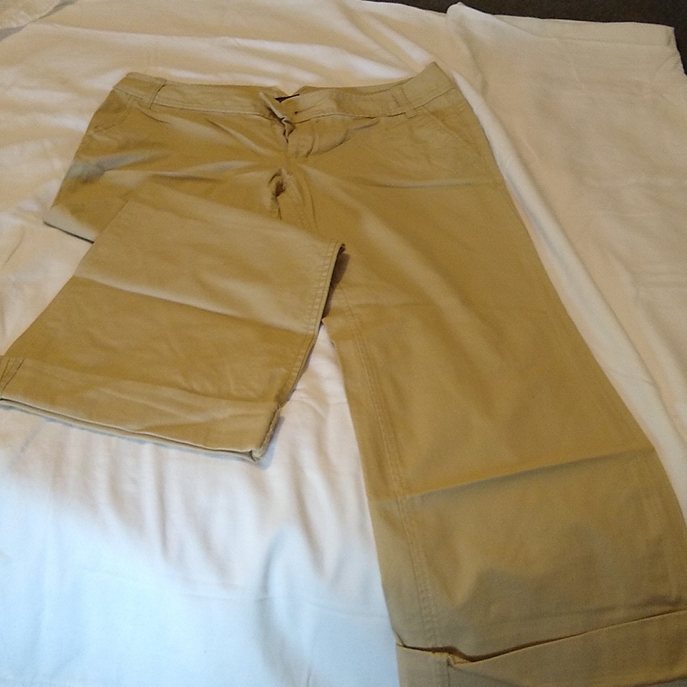 Tan Capris
